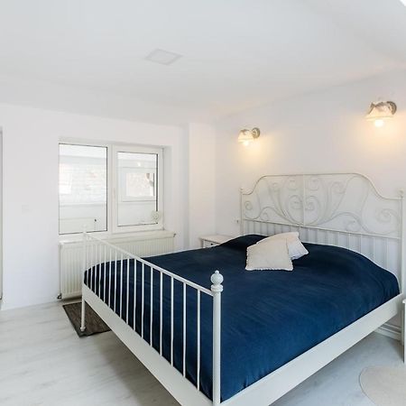 Kendall Studio Brasov Bagian luar foto