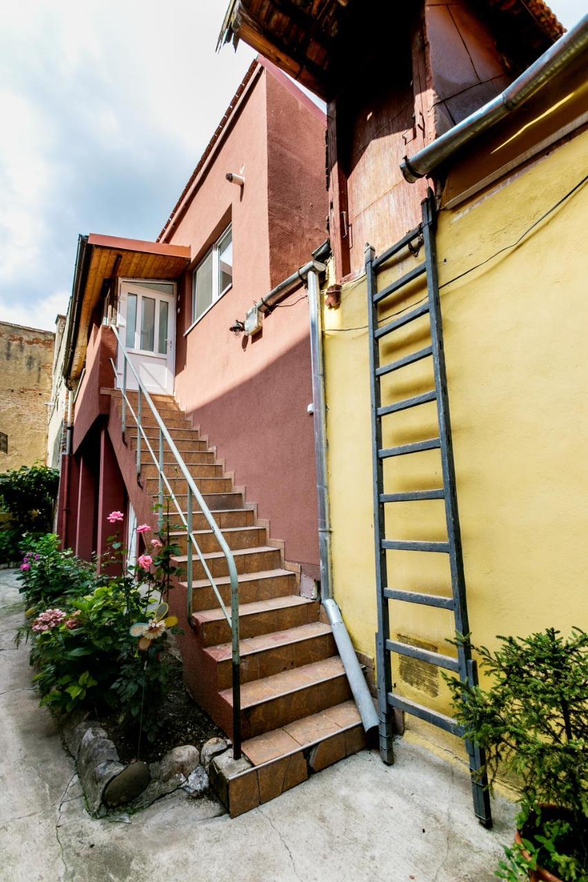Kendall Studio Brasov Bagian luar foto
